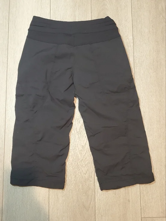 Lululemon Studio Crop Size 6 - Picture 11 of 11
